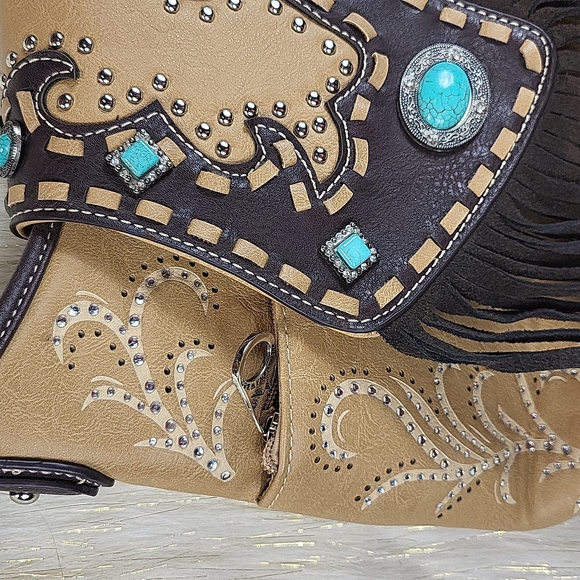 Montana West Fringe Purse - Picture 4 of 11